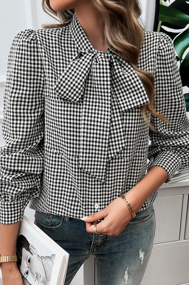 Gingham-Bluse mit Fliegekragen