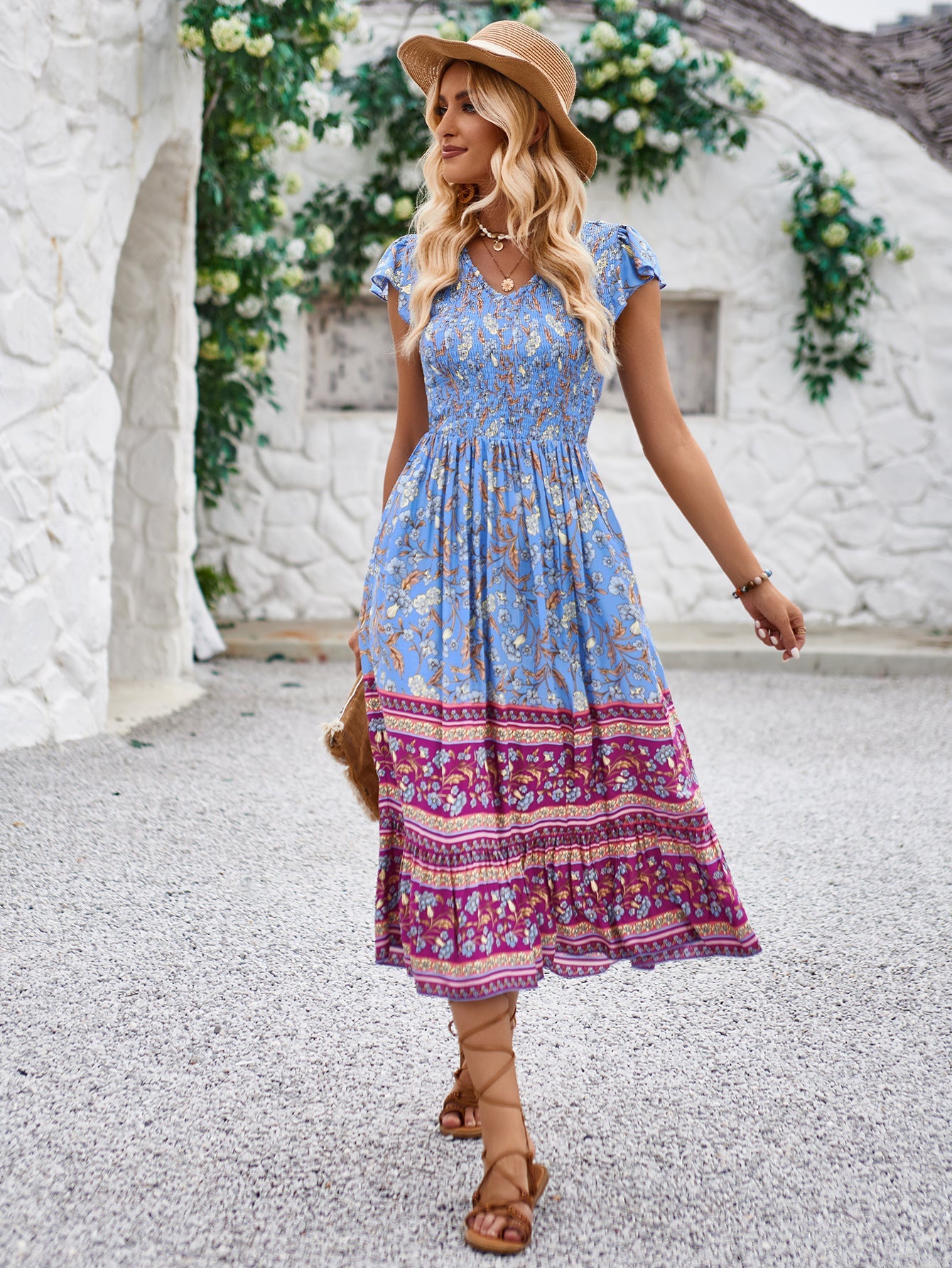 Lässiges, schmales Kleid mit Blumenmuster und hoher Taille im Boho-Stil 