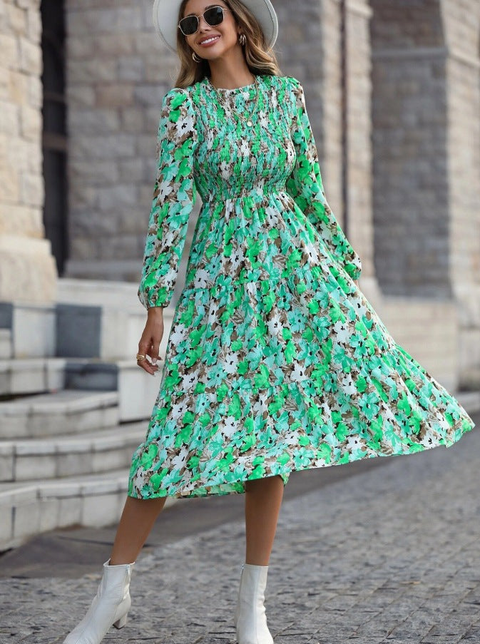 Ausgestelltes Kleid mit Blumenmuster und Laternenärmeln 